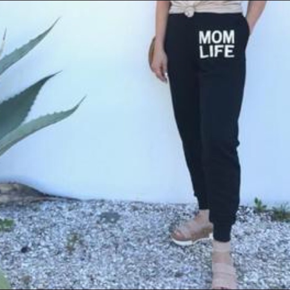 MOM LIFE Sweat Pants